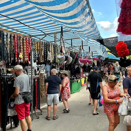 Evamar Beautiful One Bedroom Apartment *